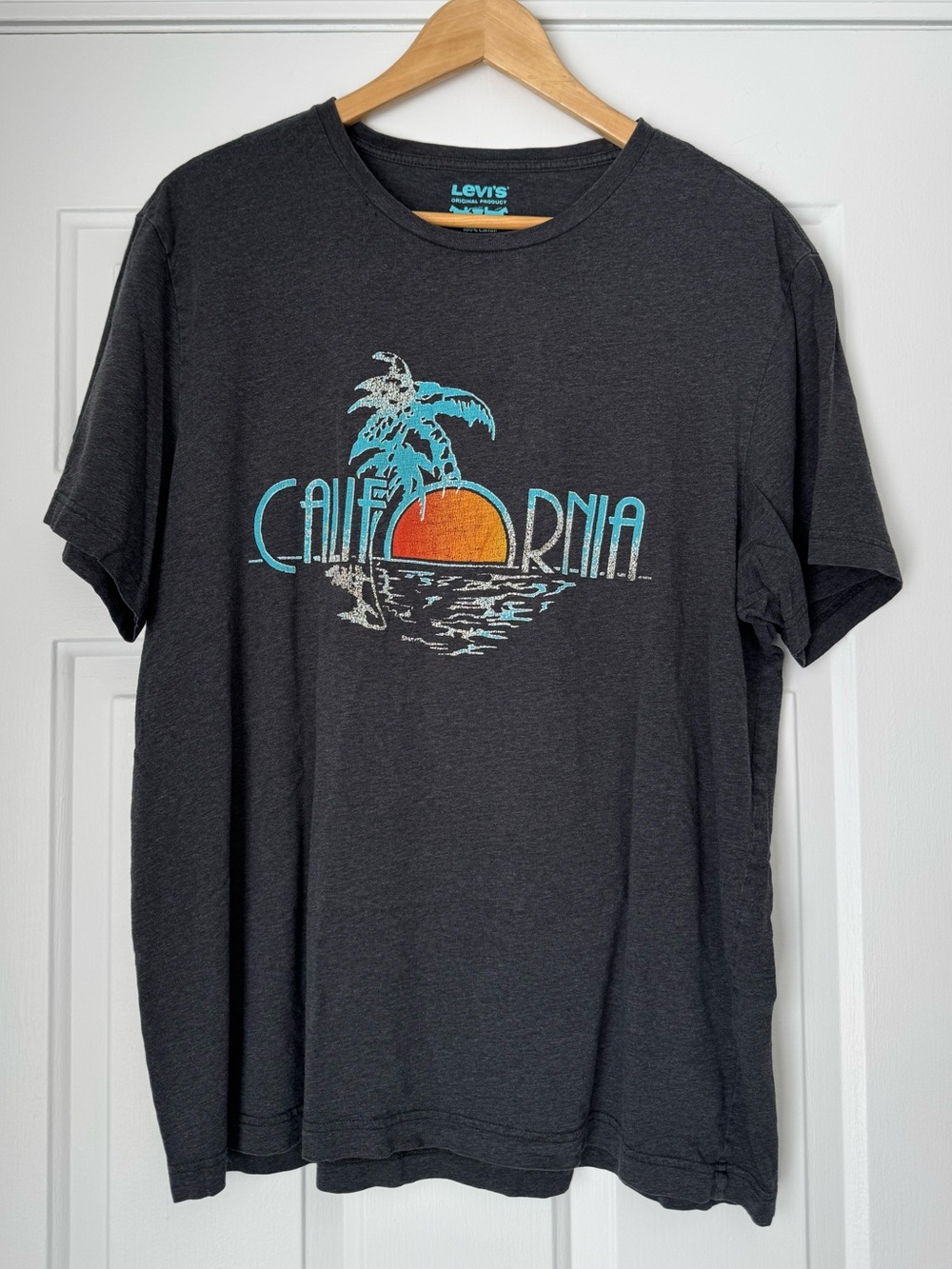 Levi's California Sunset Graphic T-Shirt